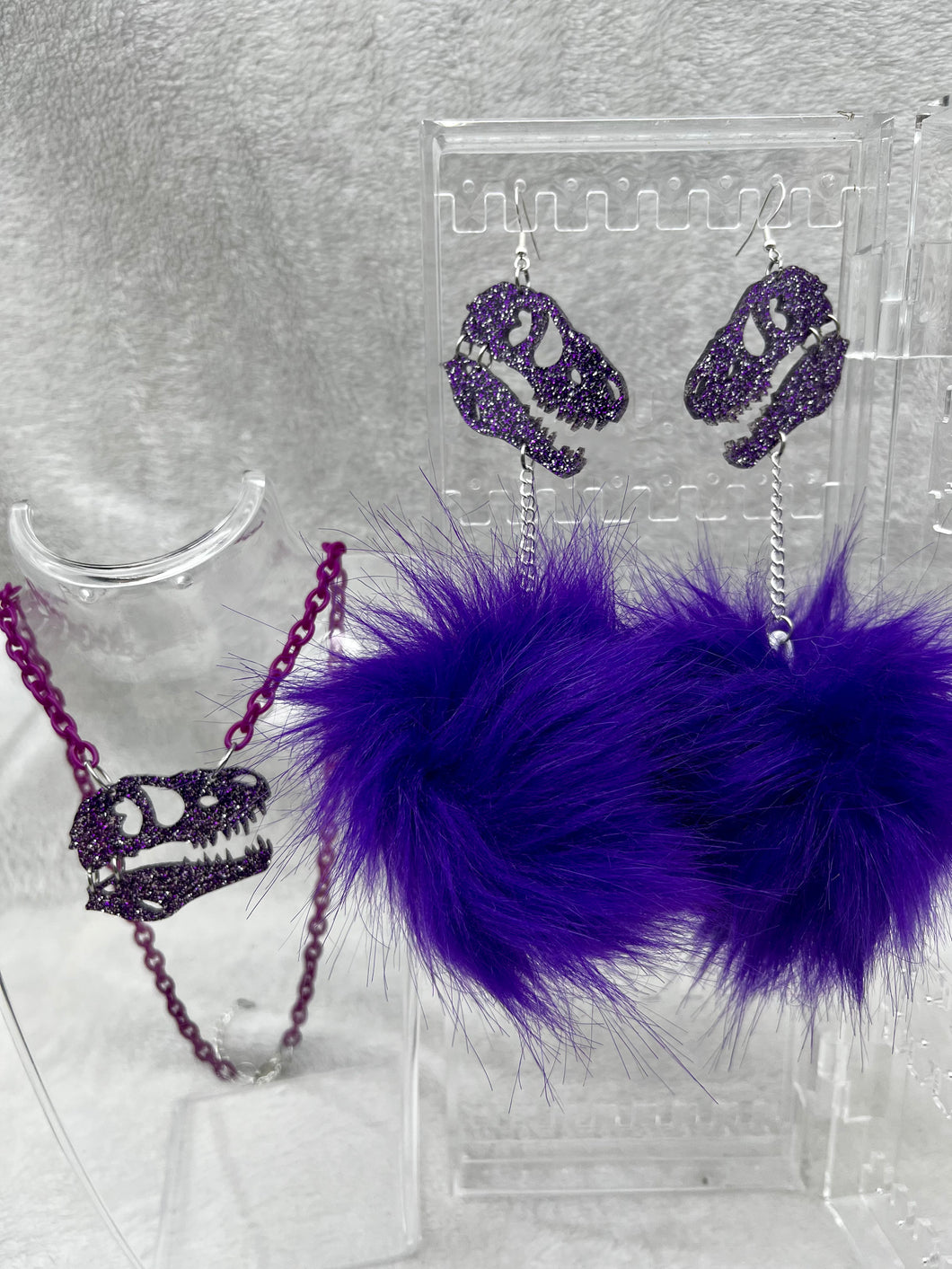 Grape Glitter Dino Dreamz 2.0 Earrings & Necklace Set