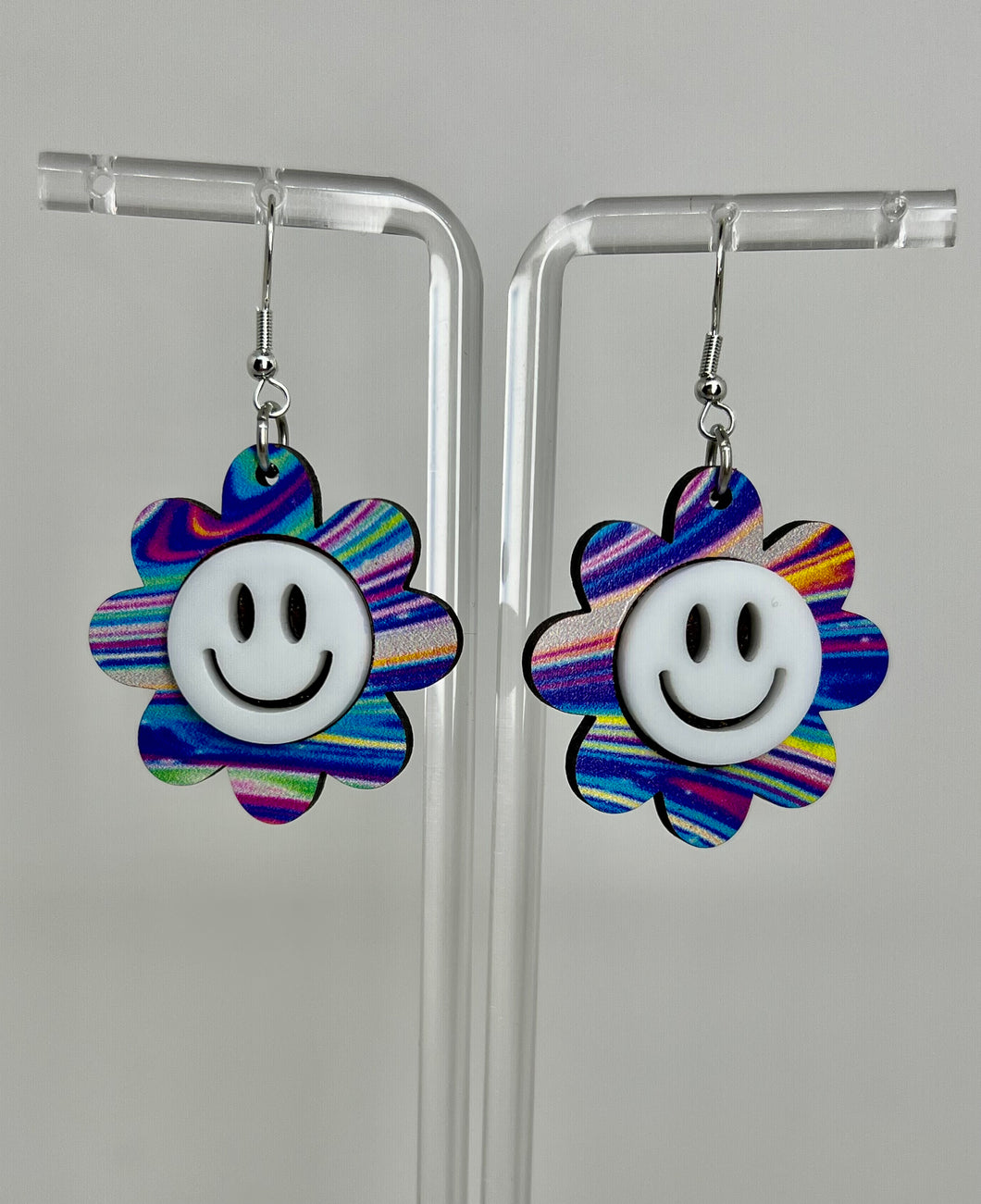 Smiley Trippy Rainbow Daisies