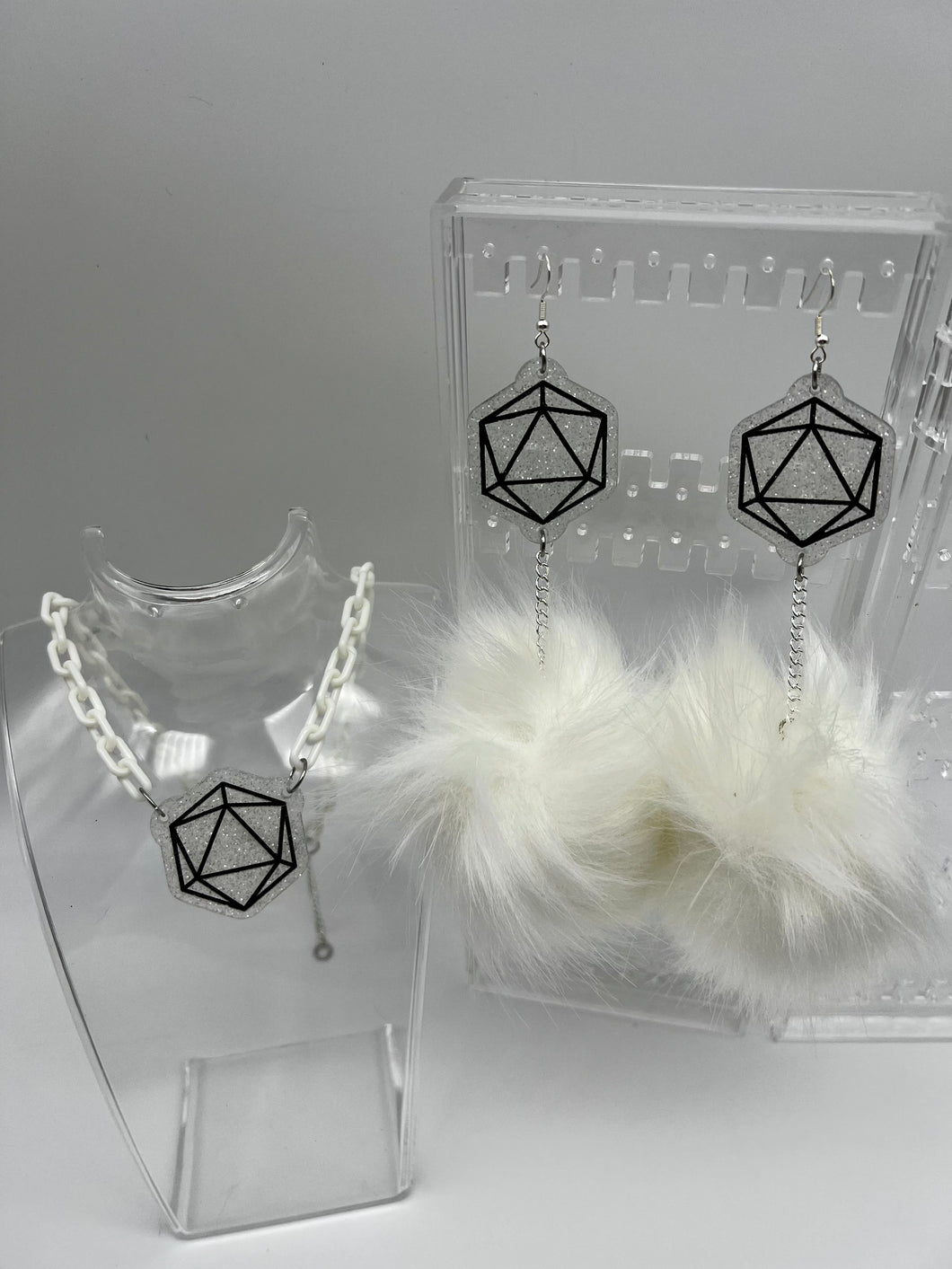 Odesza Transparent White Glitter Engraved Earrings and Necklace Set